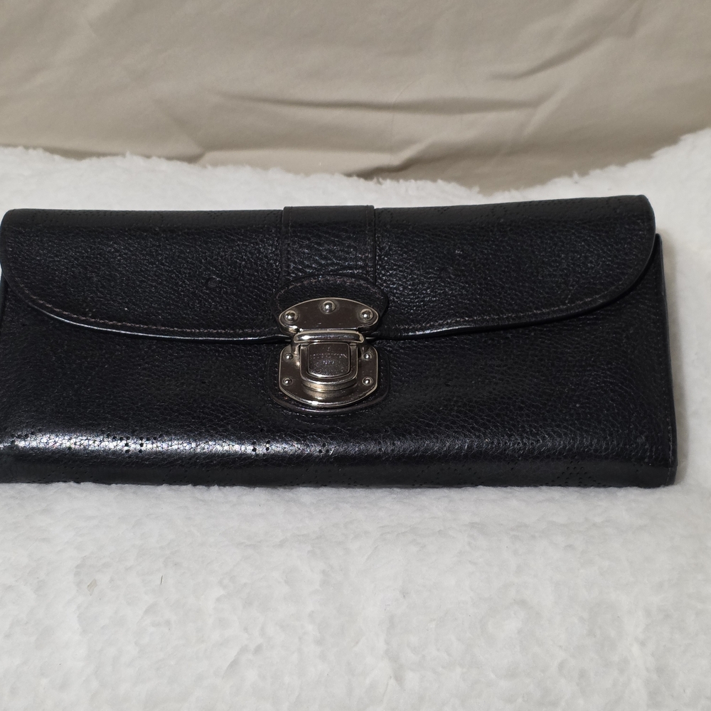 Louis Vuitton Monogram Mahina Long Clasp Wallet